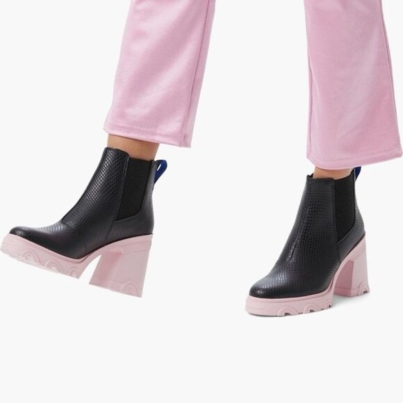 Sorel Brex Waterproof Platform Heel Chelsea Boot Bootie Black Vintage Pink US 11 - Picture 1 of 12